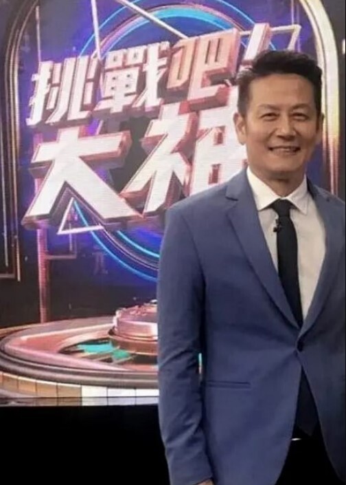 疯狂的青少年情侣 - 性爱小电影